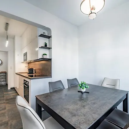 Brand New 2 Bedrooms Heart Of Cannes