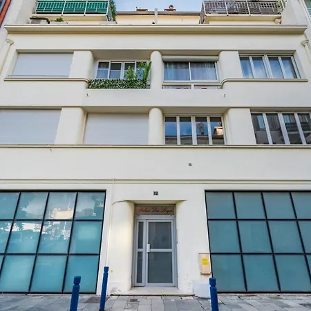 Brand New 2 Bedrooms Heart Of
